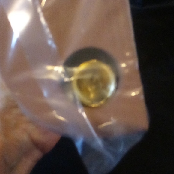 It's  Wonderful life movie  Hallmark 1996 Mint in box - brass ringing bell!! - Picture 5 of 9